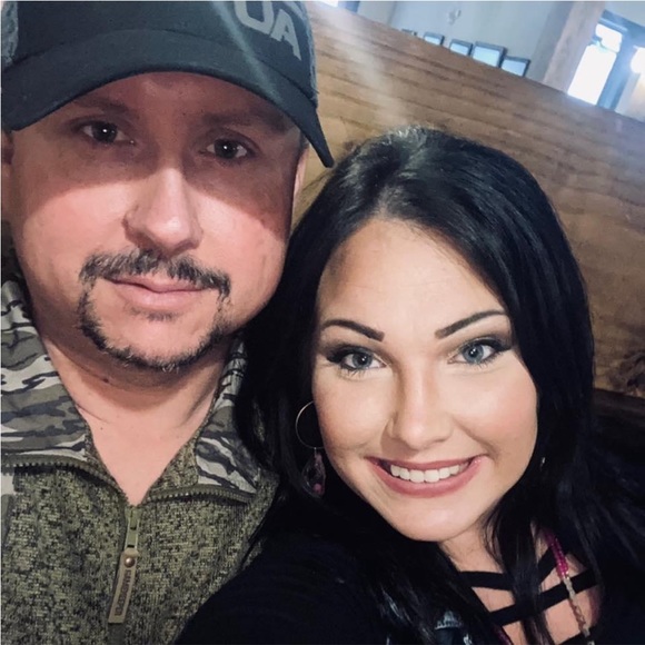 Meet your Posher, Marissa - Picture 3 of 3